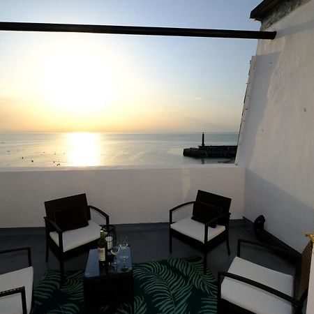 Balcony View Sunsets On Margate Seafront Apartment Luaran gambar