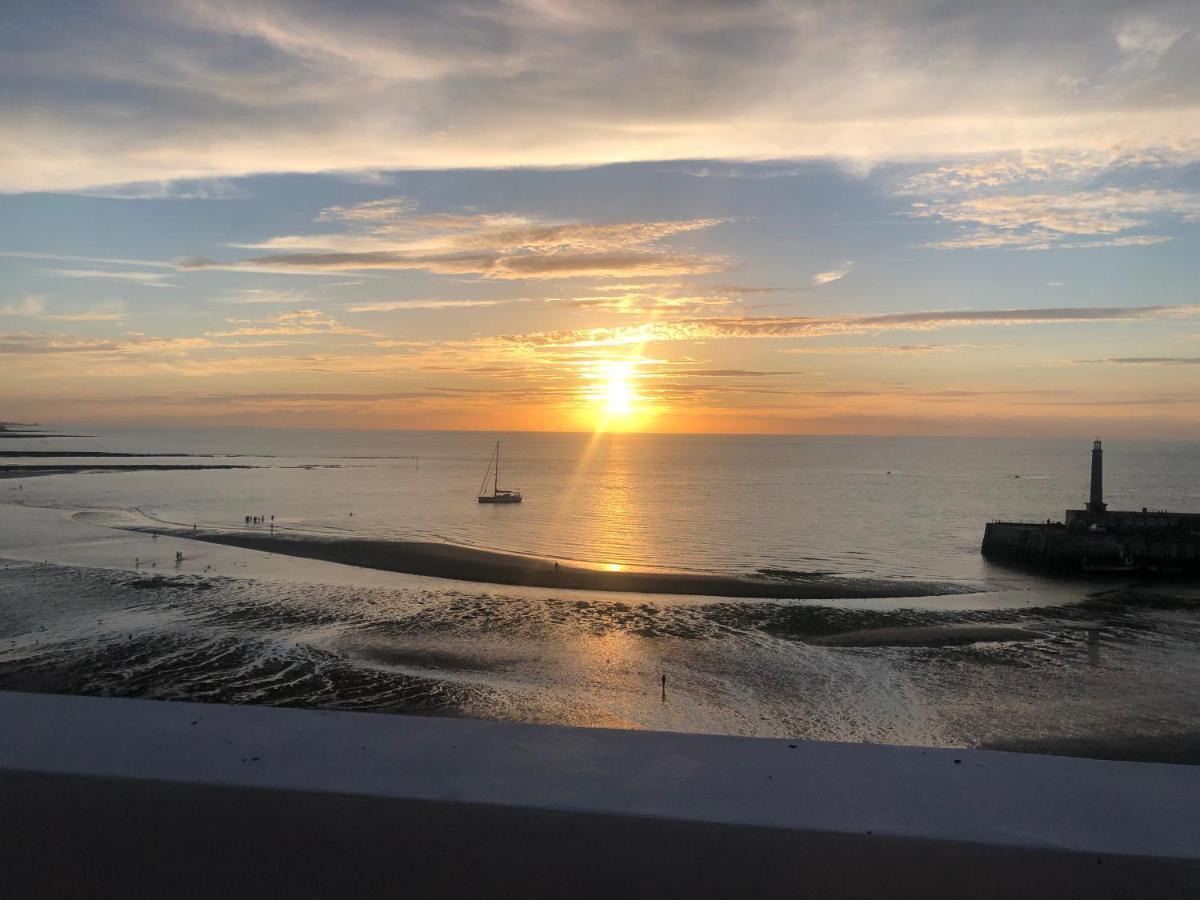 Balcony View Sunsets On Margate Seafront Apartment Luaran gambar